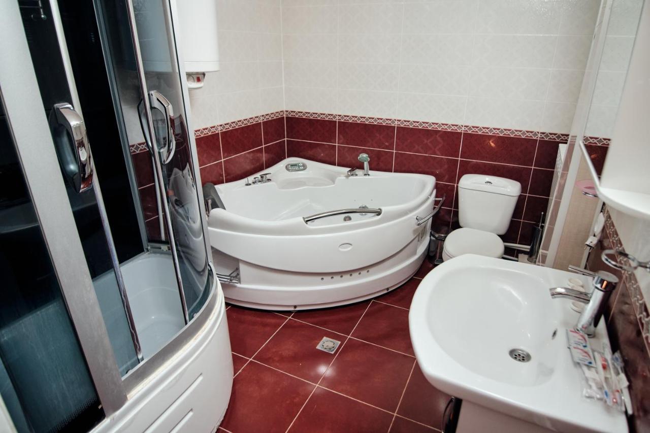 Aparthotel Ro Metro à Gyumri Extérieur photo