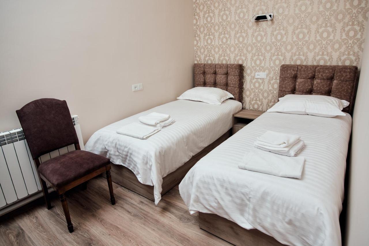 Aparthotel Ro Metro à Gyumri Extérieur photo