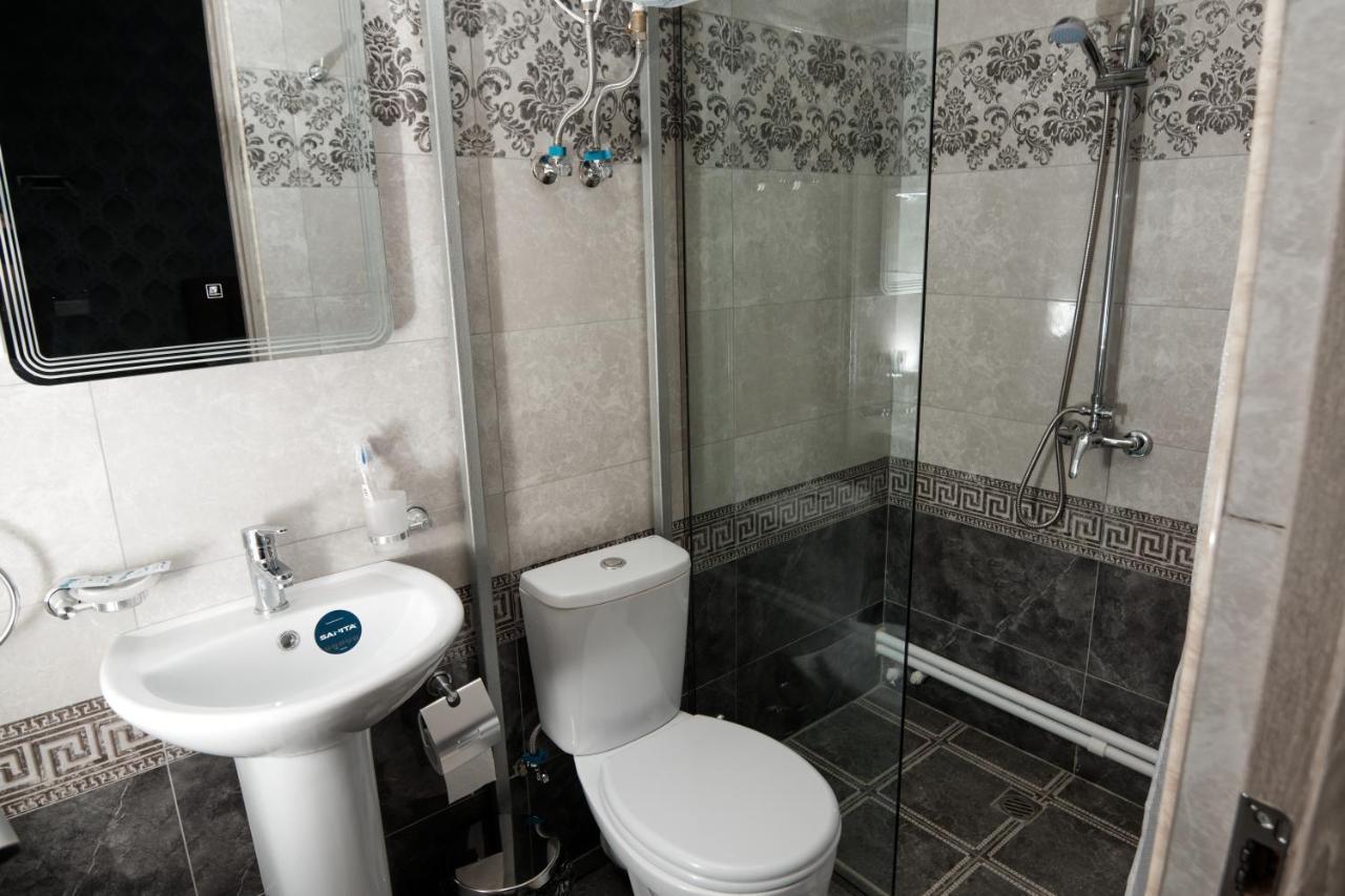 Aparthotel Ro Metro à Gyumri Extérieur photo