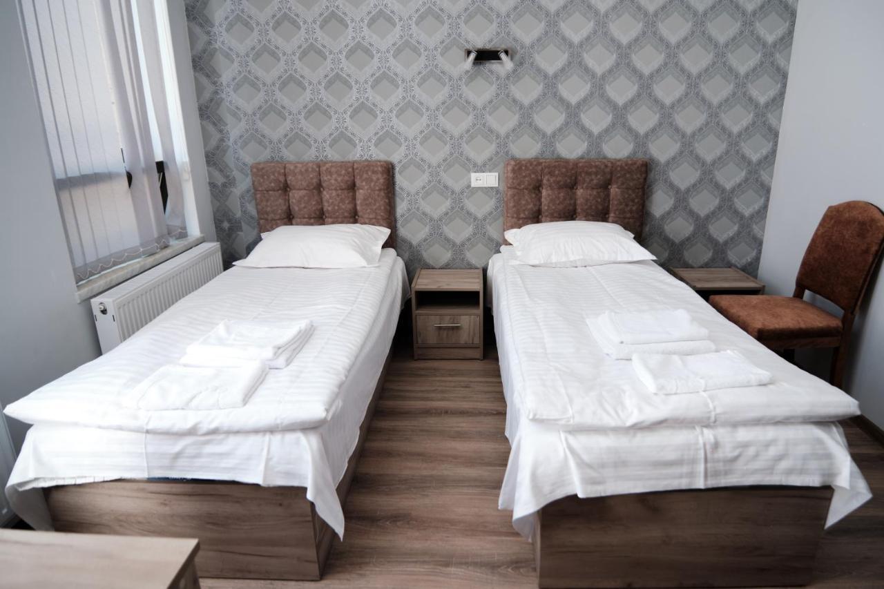 Aparthotel Ro Metro à Gyumri Extérieur photo